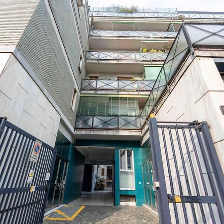 Suite 12 Milano Centro Parking Free Kültér fotó
