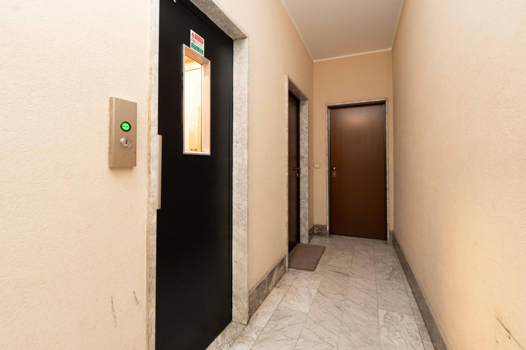 Suite 12 Milano Centro Parking Free Kültér fotó